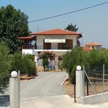 Platanos Apartment Nea Moudania Exterior photo