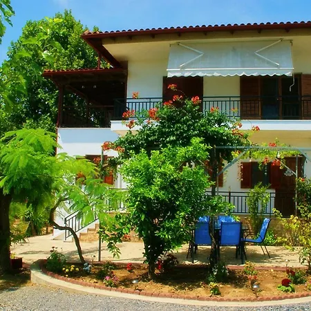 Platanos Apartment Nea Moudania Exterior photo