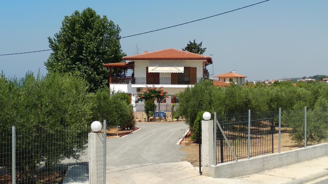 Holiday home Platanos *