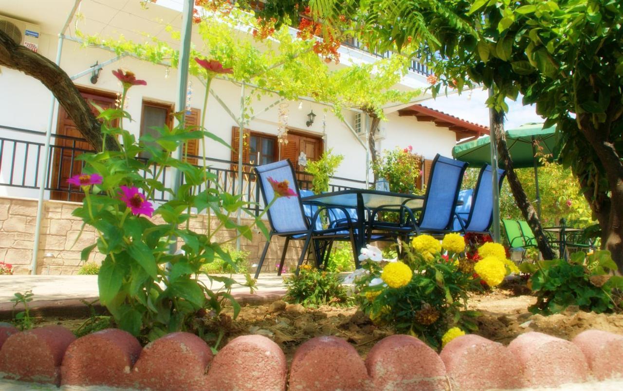 Platanos Holiday home